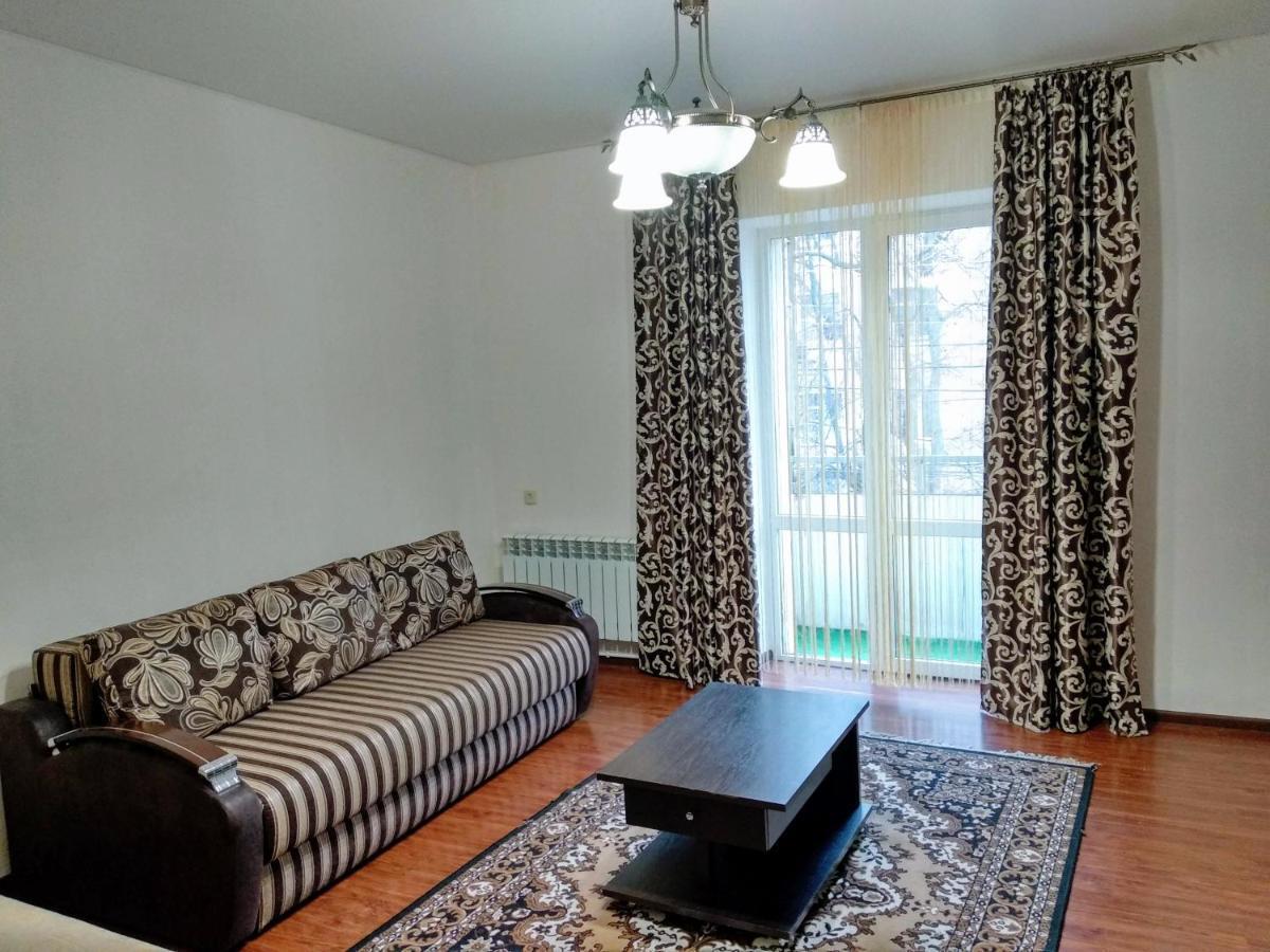 Apartment On Ierusalimka 9 Vinnytsia Bagian luar foto